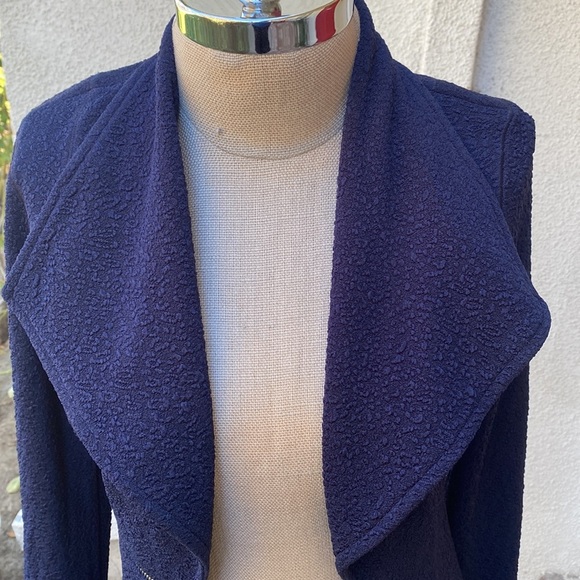 Eva Varro blue stunning open jacket/blazer with two asymmetrical zippers - Picture 4 of 9